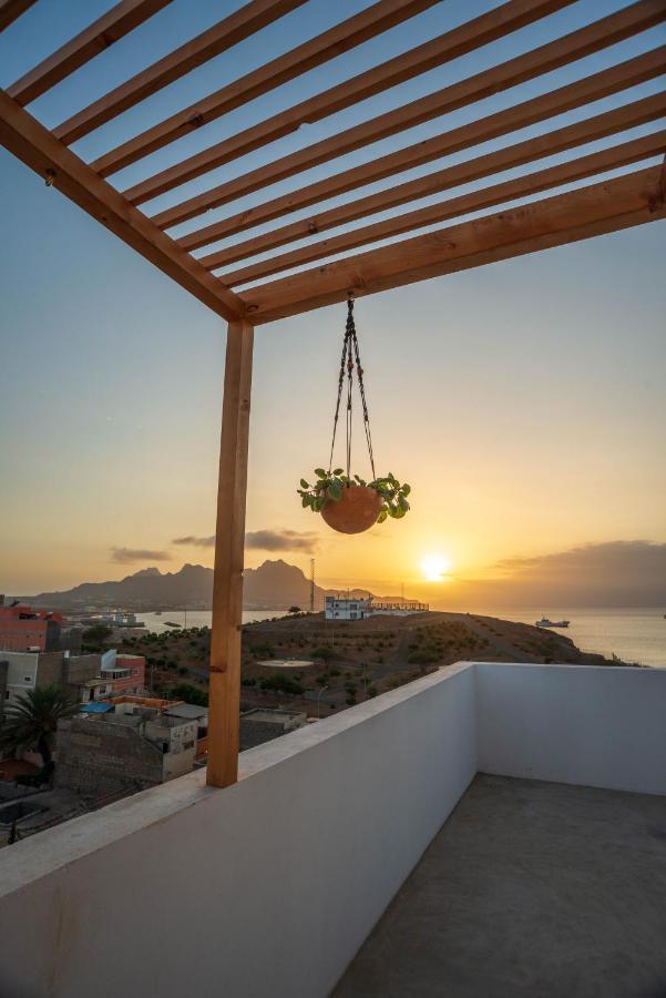 Apartamento Augusta Amwilla Guesthouse Mindelo Exterior foto